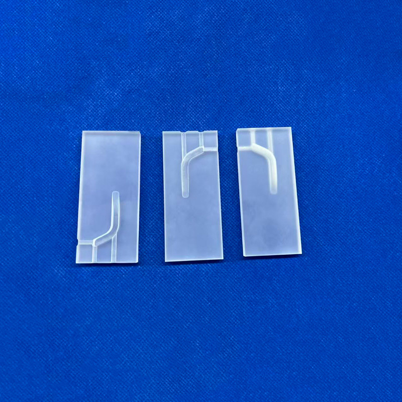 mais recente caso da empresa sobre Corrosion Resistance Sandblasted Quartz Sheet for High Temperature Insulation-Mia