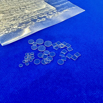 Cortes a laser de vidro transparente de quartzo de dimensões ultrapequenas