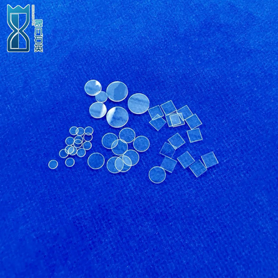 Cortes a laser de vidro transparente de quartzo de dimensões ultrapequenas