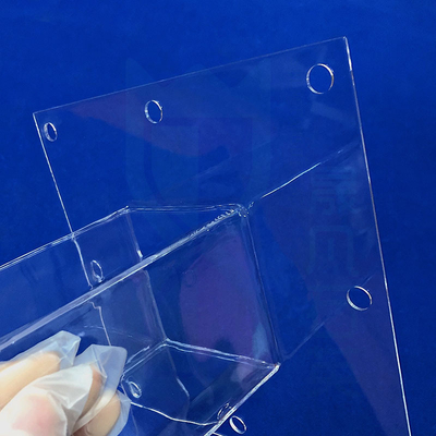 Folha de vidro de quartzo resistente a altas temperaturas para punção em aplicações fotovoltaicas de semicondutores