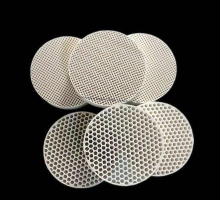 Cerâmica refratária de alta durabilidade com temperatura de funcionamento até 1800 °C e cerâmica de alumínio ecológica para aplicações a altas temperaturas