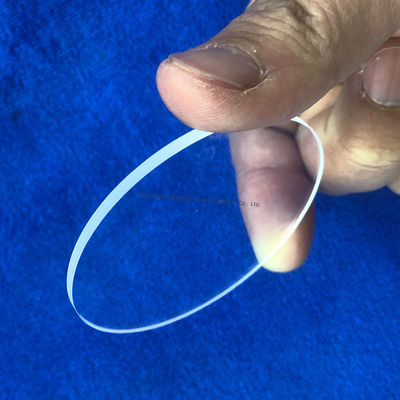 Resistente a altas temperaturas e altamente transparente 92% Placa de vidro de quartzo para aplicações de lâmpadas UV
