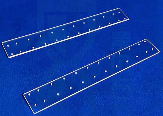 Laser da elevada precisão que fura a placa transparente do silicone fundido com furo