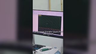 Corte de precisão, perfuração a laser, ranhura em folha de vidro de quartzo